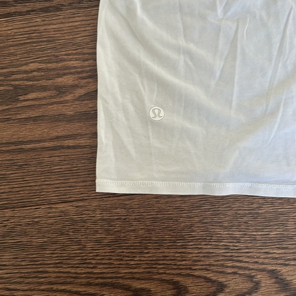 Lululemon White Tank-Top Open Crossbody Back - Picture 3 of 3
